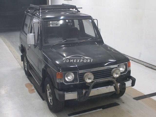 Mitsubishi Pajero 1988 photo 1