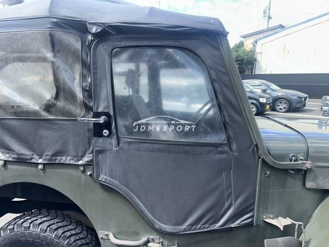 Mitsubishi Jeep 1986 thumbnail 17
