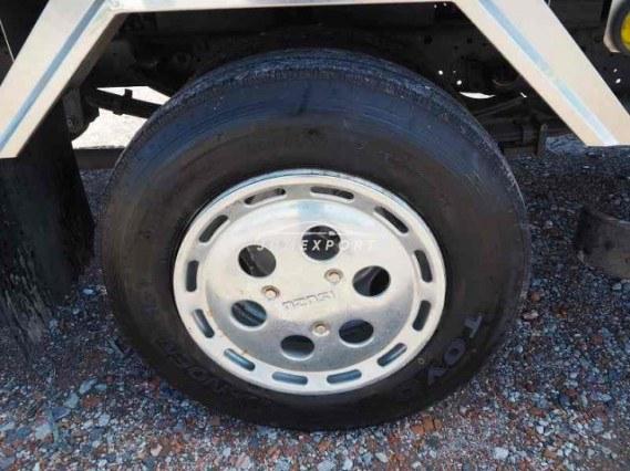 Isuzu Elf Truck 2002 thumbnail 18