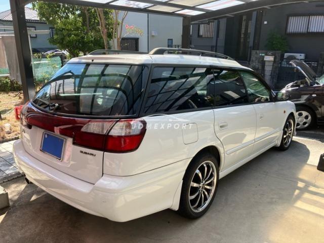 Subaru Legacy Touring Wagon 1999 thumbnail 3