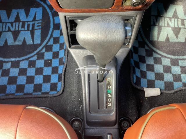 Daihatsu Mira Gino 2001 thumbnail 16