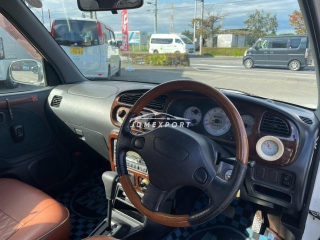 Daihatsu Mira Gino 2001 thumbnail 3