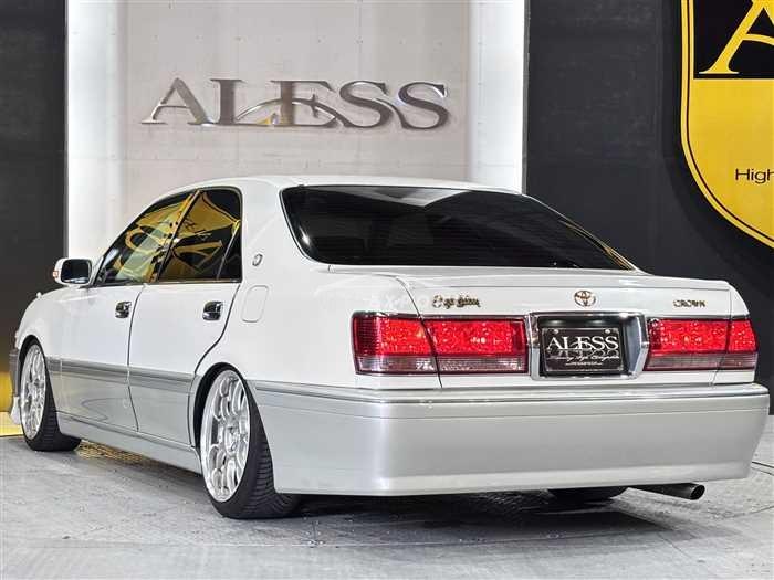Toyota Crown Royal Series 2000 thumbnail 13