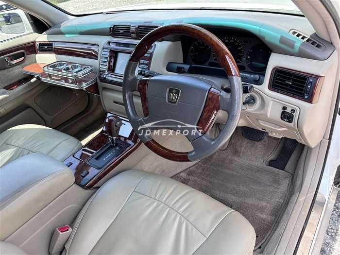 Toyota Crown Royal Series 2000 thumbnail 28
