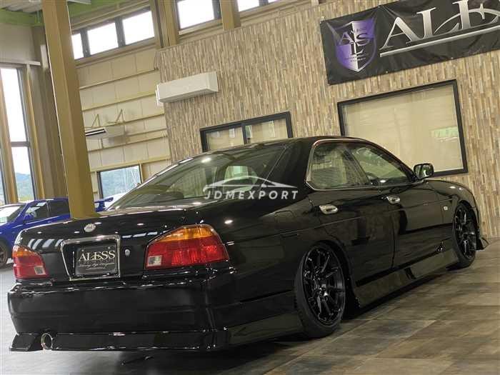 Nissan Laurel 1998 thumbnail 3