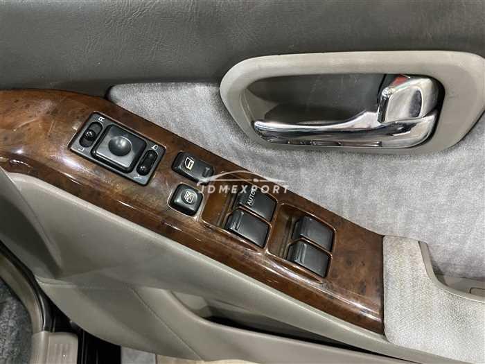 Nissan Laurel 1998 thumbnail 22