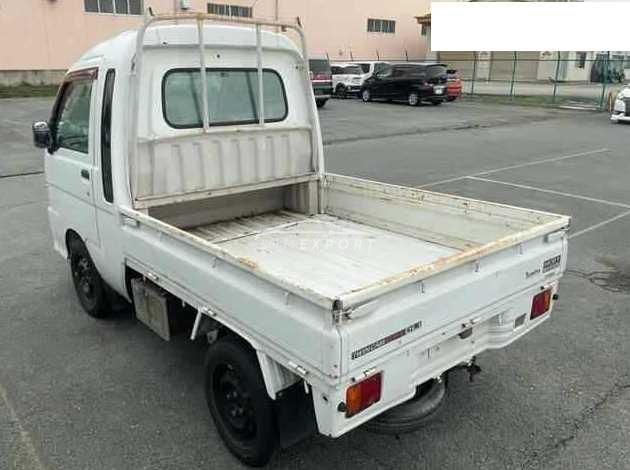 Daihatsu Hijet Truck 2001 thumbnail 4