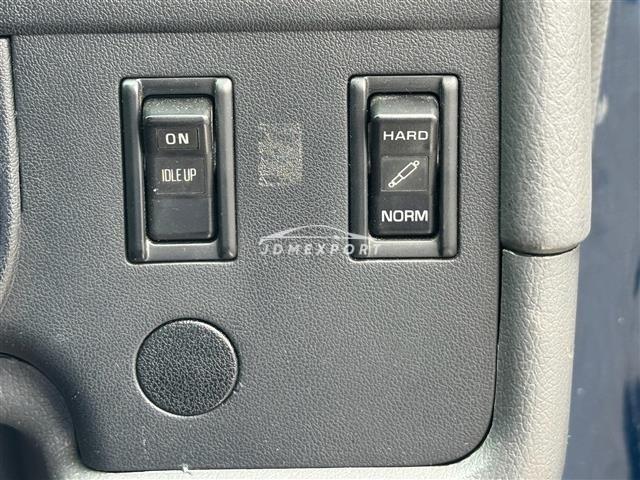 Toyota Hilux Surf 1993 thumbnail 13