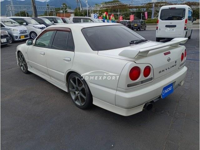 Nissan Skyline 2000 thumbnail 6