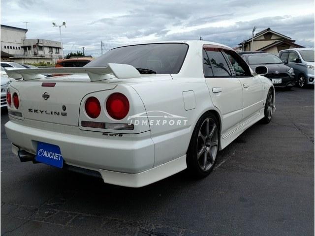 Nissan Skyline 2000 thumbnail 4