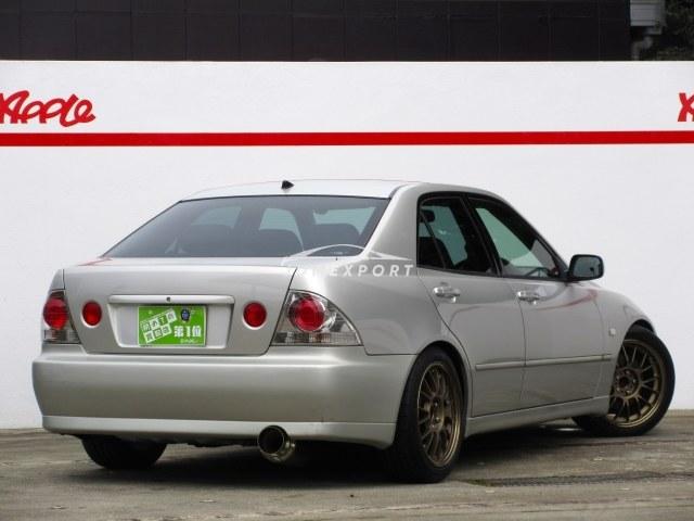 Toyota Altezza 1999 thumbnail 2