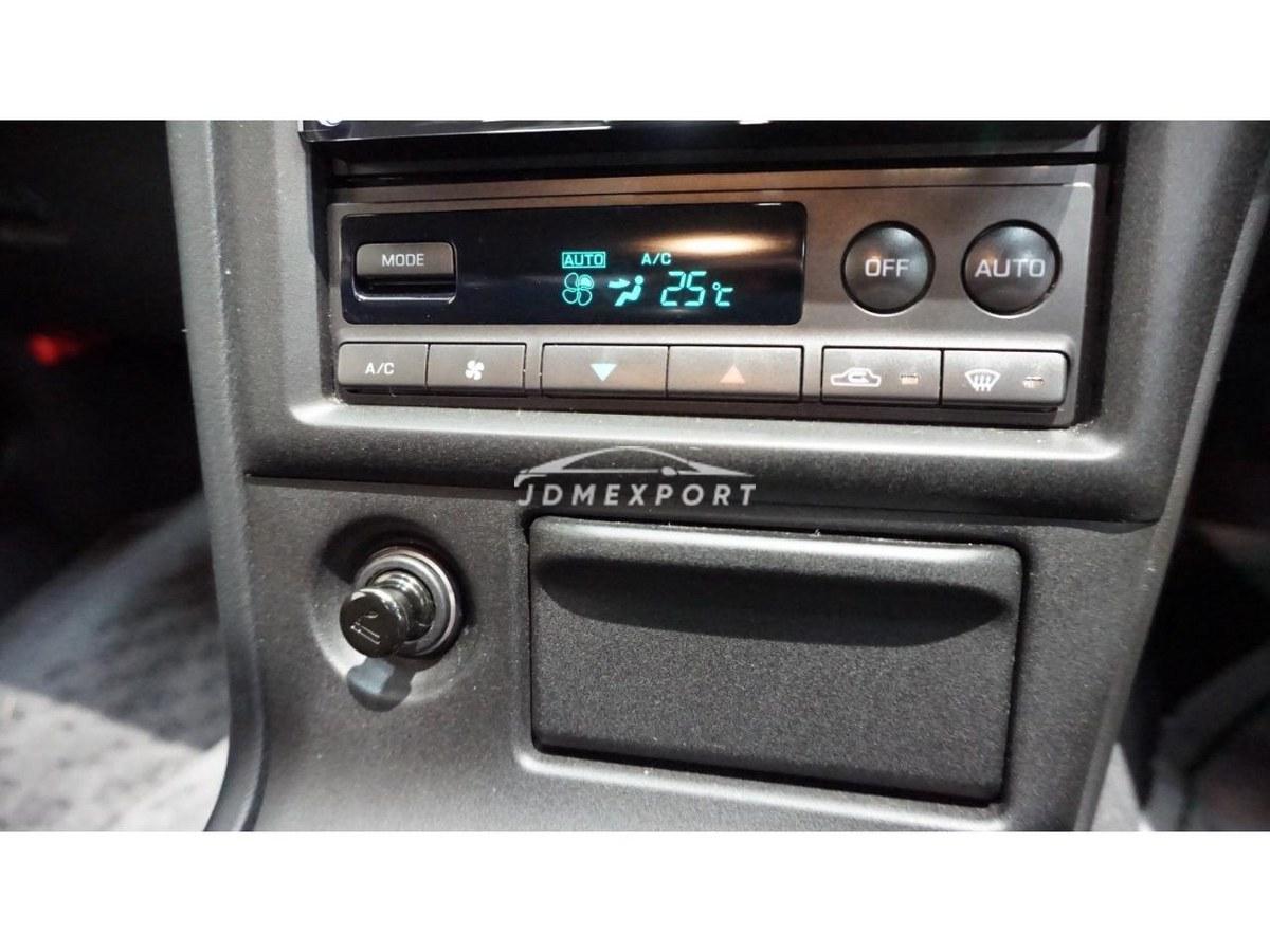 Nissan Skyline 1998 thumbnail 38