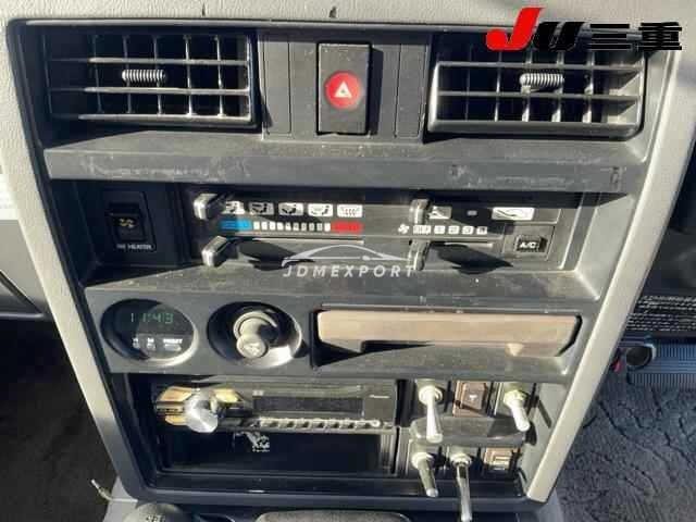 Nissan Safari Van 1992 thumbnail 12