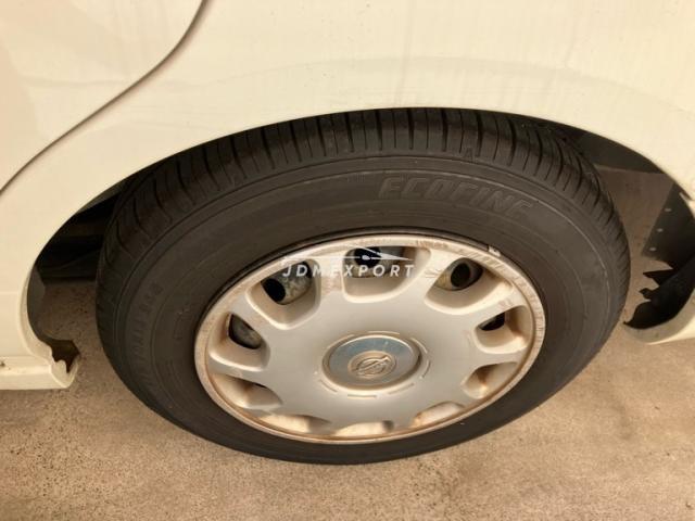 Nissan Bluebird 1999 thumbnail 6