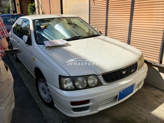 Nissan Bluebird 1999
