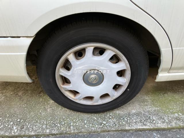 Nissan Bluebird 1999 thumbnail 4