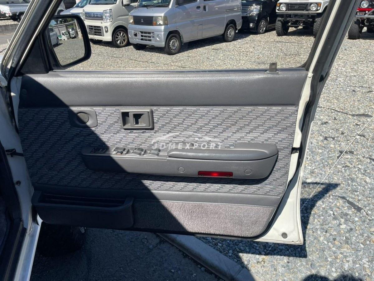 Toyota Hilux Pick Up 1996 thumbnail 32