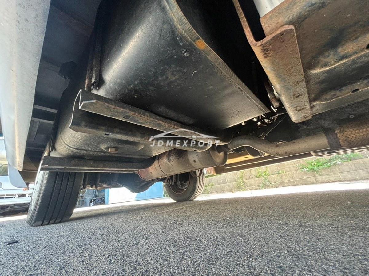 Isuzu Elf Truck 1996 thumbnail 19