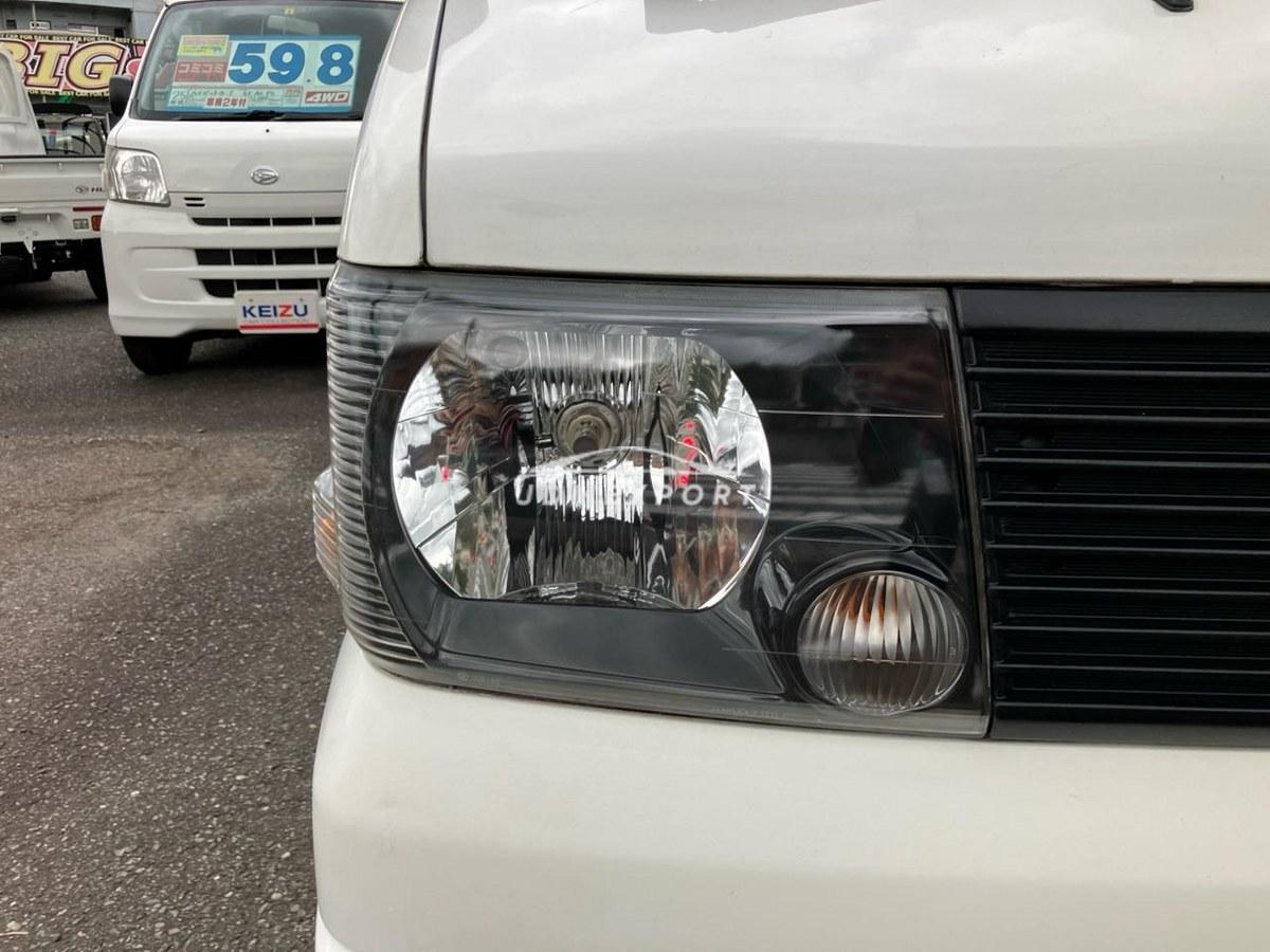 Mitsubishi Minicab Van 2001 thumbnail 6