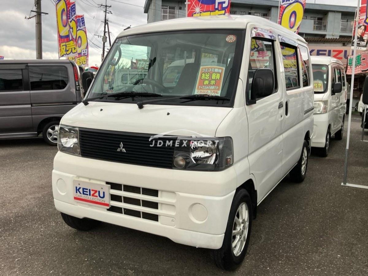 Mitsubishi Minicab Van 2001