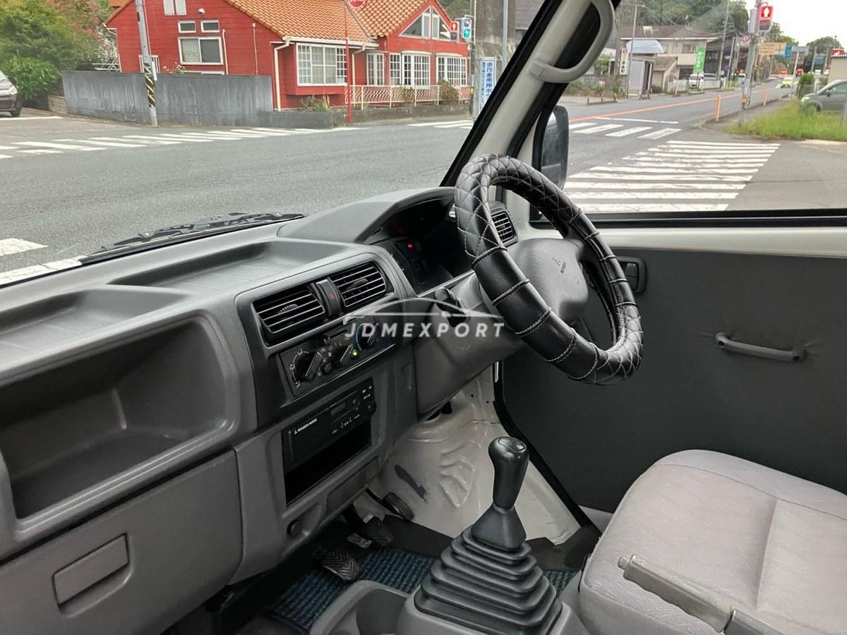 Mitsubishi Minicab Van 2001 thumbnail 32