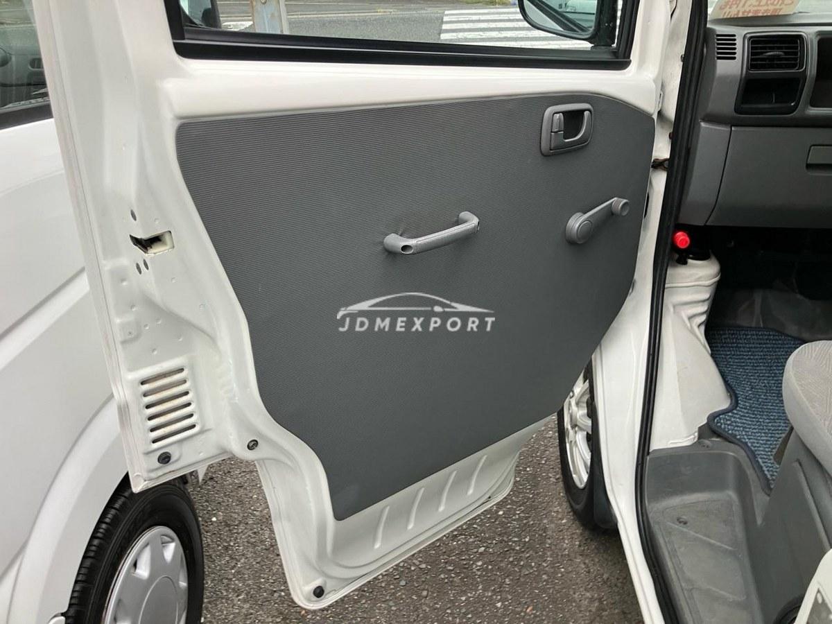 Mitsubishi Minicab Van 2001 thumbnail 39