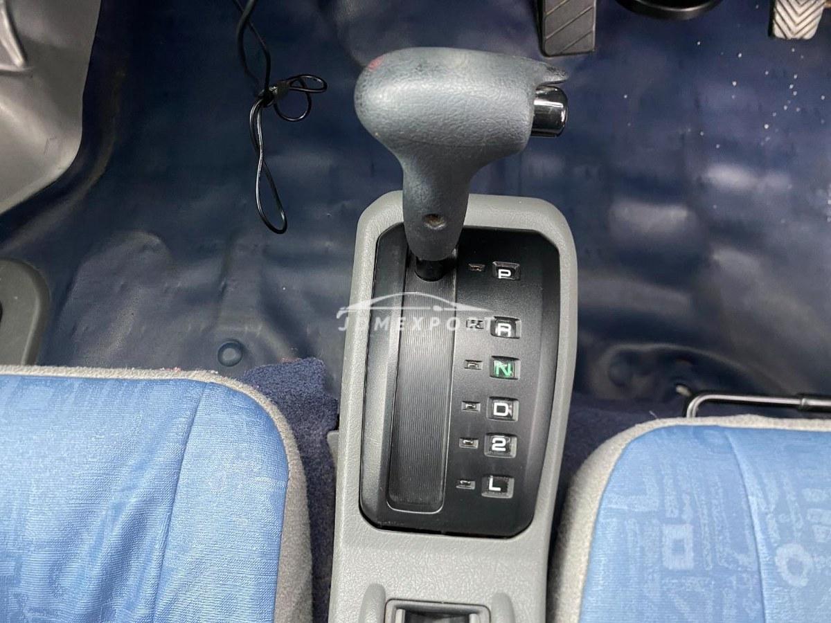Mitsubishi Minicab Van 2000 thumbnail 49