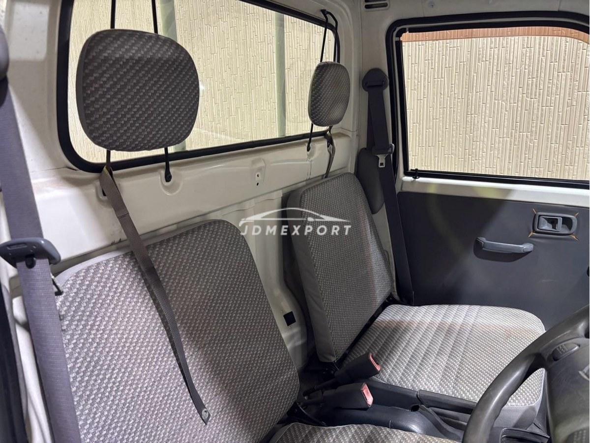 Daihatsu Hijet Truck 2000 thumbnail 18