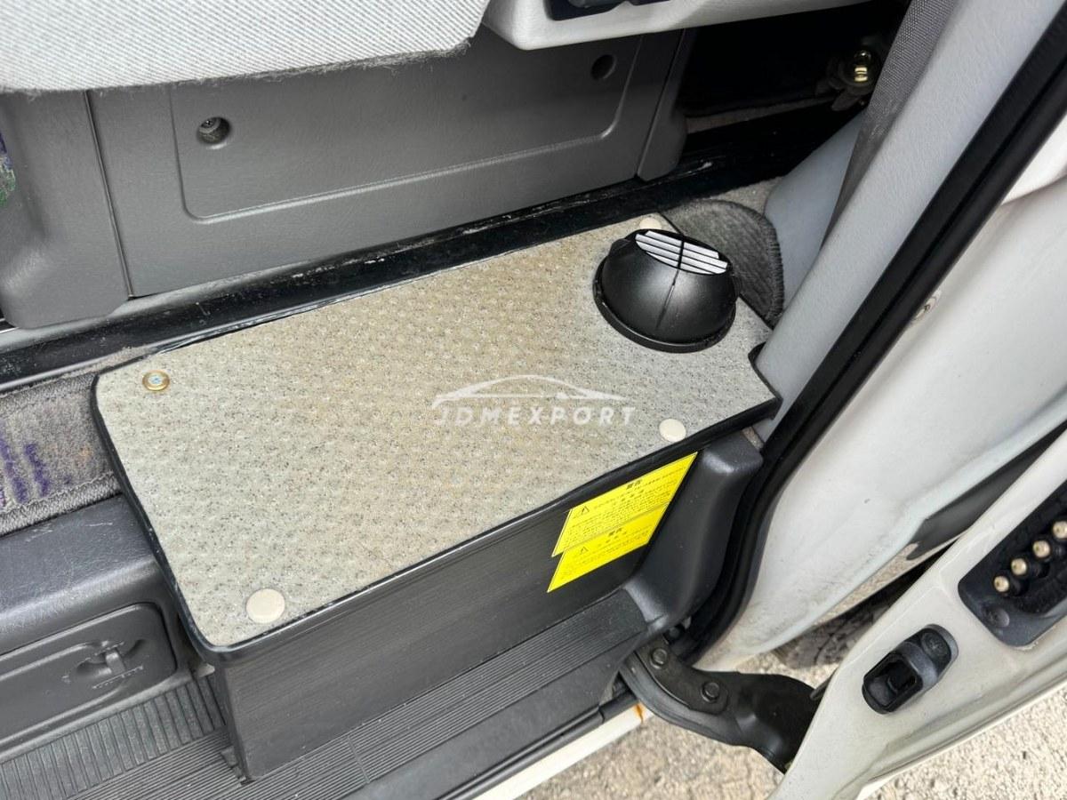 Mazda Bongo Friendee 1996 thumbnail 19