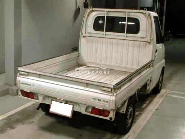 Mitsubishi Minicab Truck 2001 thumbnail 3