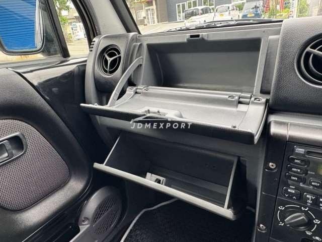 Daihatsu Naked 2000 thumbnail 9