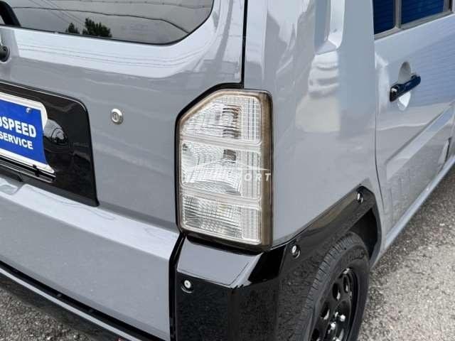 Daihatsu Naked 2000 thumbnail 6