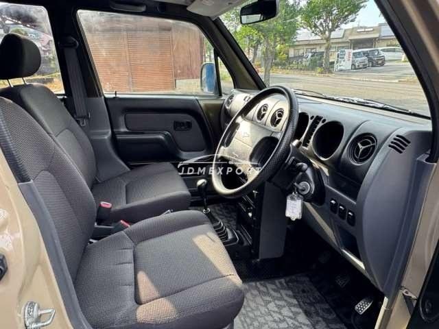 Daihatsu Naked 2000 thumbnail 14