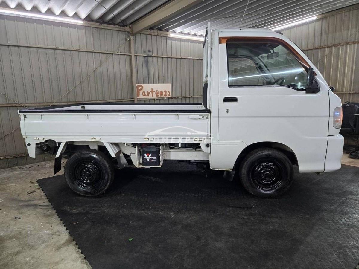 Daihatsu Hijet Truck 1999 thumbnail 15