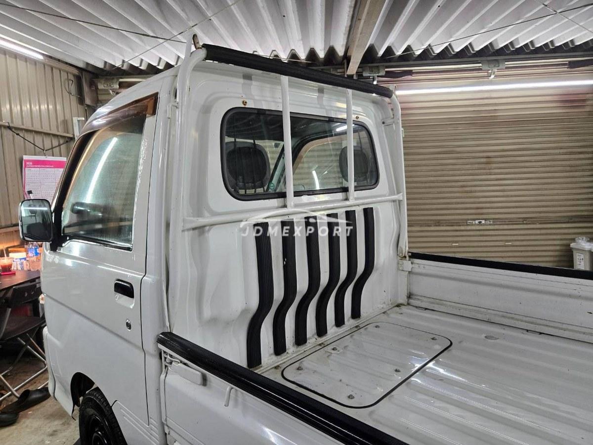 Daihatsu Hijet Truck 1999 thumbnail 13