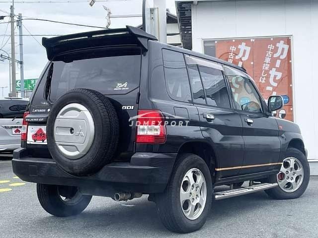 Mitsubishi Pajero iO 1999 thumbnail 2