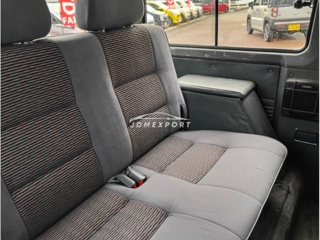 Mitsubishi Pajero 1990 thumbnail 13