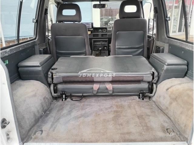 Mitsubishi Pajero 1990 thumbnail 15