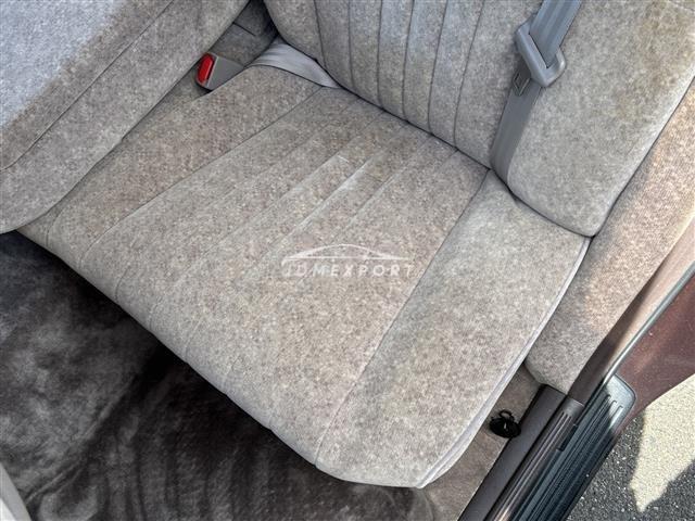 Toyota Crown Majesta 1992 thumbnail 4