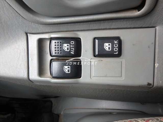 Mitsubishi Fuso Canter 1996 thumbnail 29