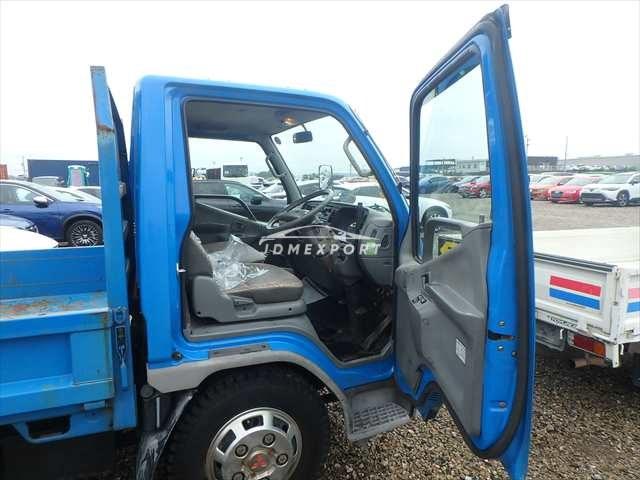 Mitsubishi Fuso Canter 1996 thumbnail 33