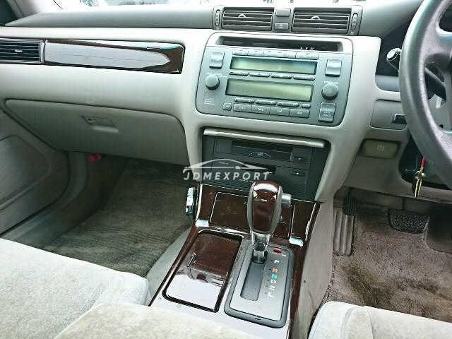 Toyota Crown 2000 thumbnail 7