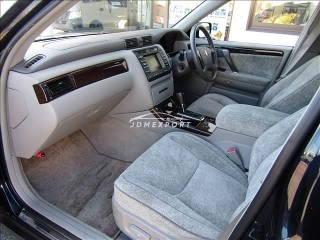Toyota Crown Majesta 2001 thumbnail 23