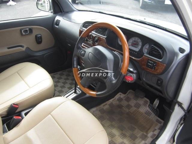 Daihatsu Mira Gino 2002 thumbnail 9