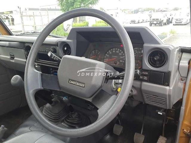 Toyota Land Cruiser 1997 thumbnail 10