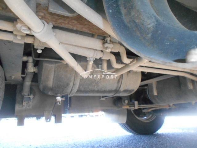 Toyota Coaster 2000 thumbnail 22