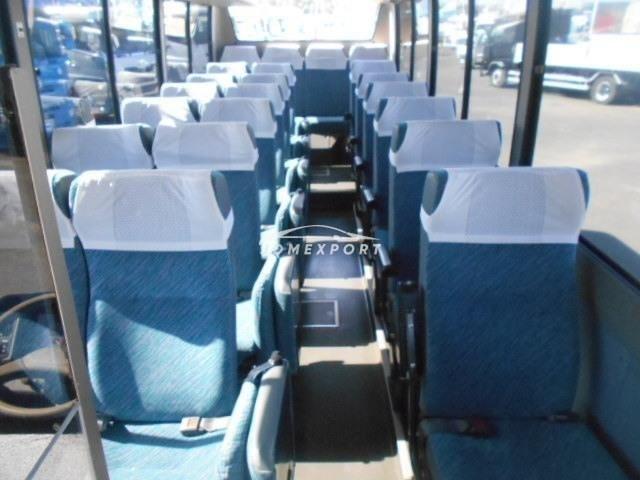 Toyota Coaster 2000 thumbnail 8