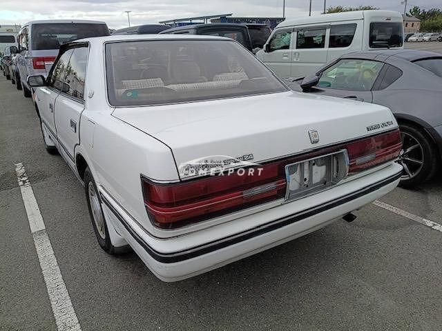 Toyota Crown 1988 thumbnail 2