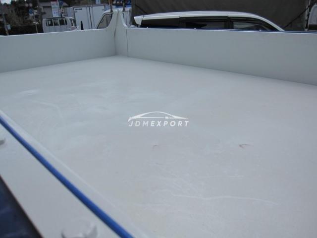 Isuzu Forward 2000 thumbnail 12