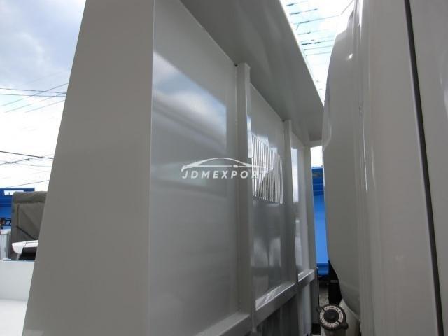 Isuzu Forward 2000 thumbnail 13